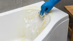浴槽の黄ばみを化学薬品を使わずに落とす方法?この手作りペーストが役立ちます。