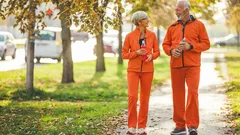 45歳を過ぎても歩き続けることがなぜ重要なのか、そして正しい方法で始めるにはどうすればよいのか?